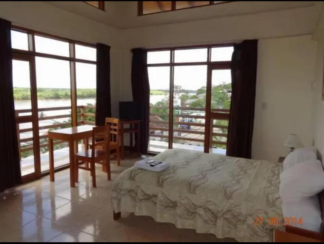 Hostal El Puerto Yurimaguas Eksteriør bilde