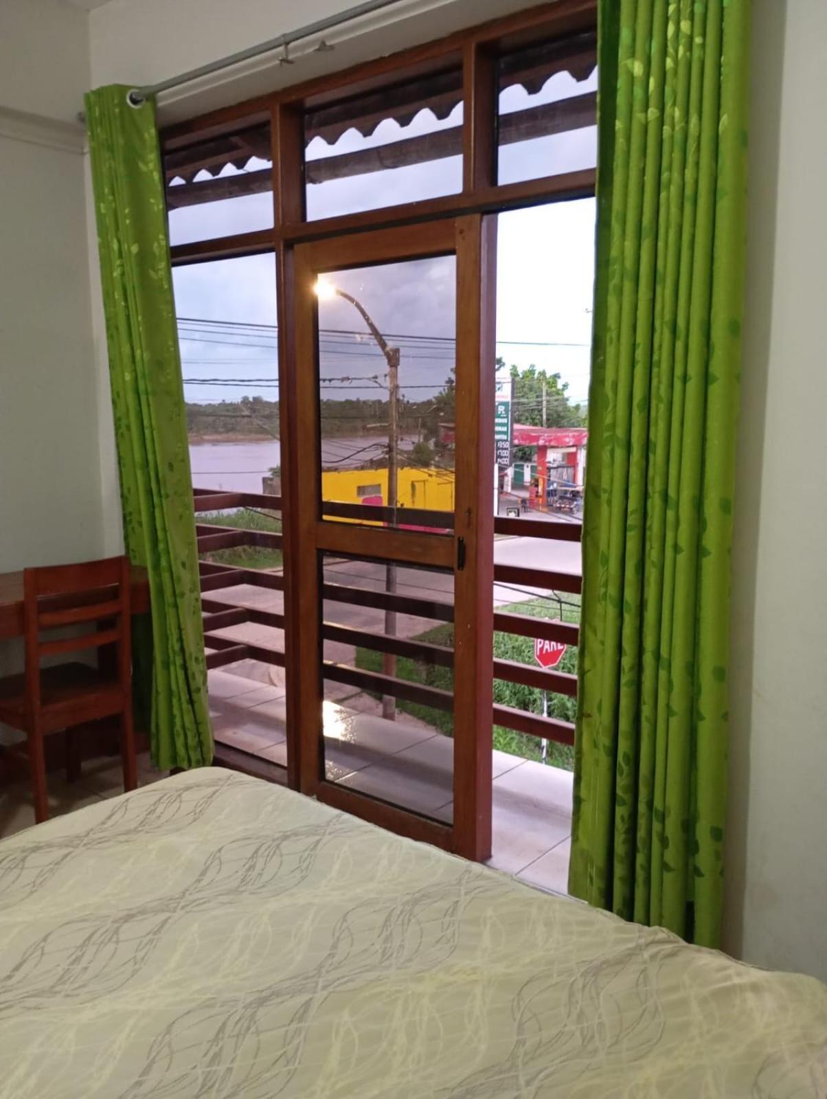 Hostal El Puerto Yurimaguas Eksteriør bilde