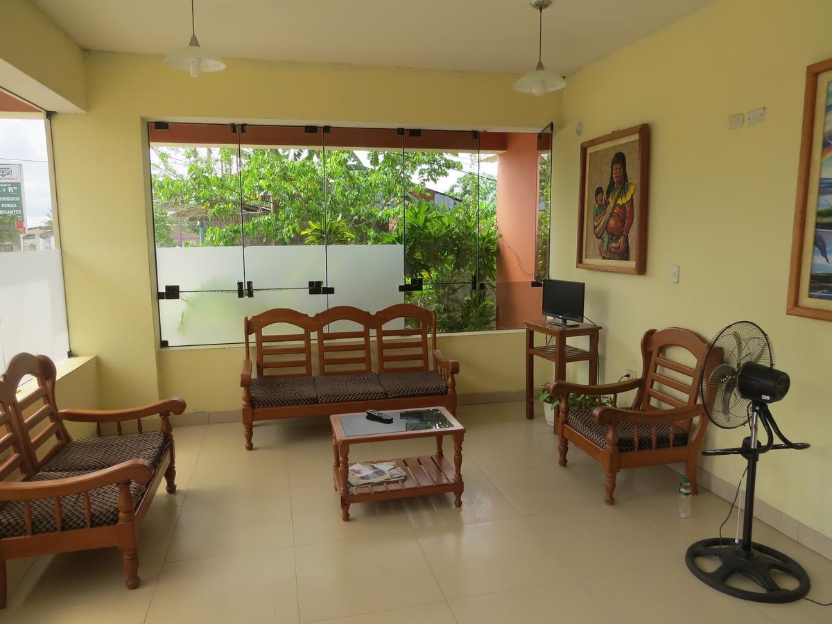 Hostal El Puerto Yurimaguas Eksteriør bilde